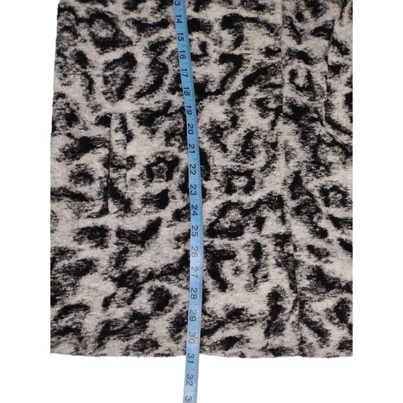 Nic + Zoe Womens Faux Fur Animal Print Warm Coat Jacket Med Pockets - Picture 8 of 10
